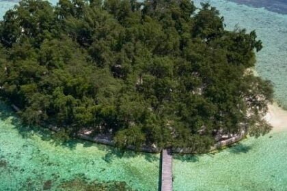Pulau Kayu Angin Kepulauan Seribu