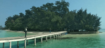 Dermaga Pulau Semak Daun